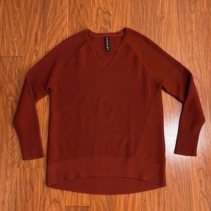 Athleta Red V-Neck Sweater Knit Casual
